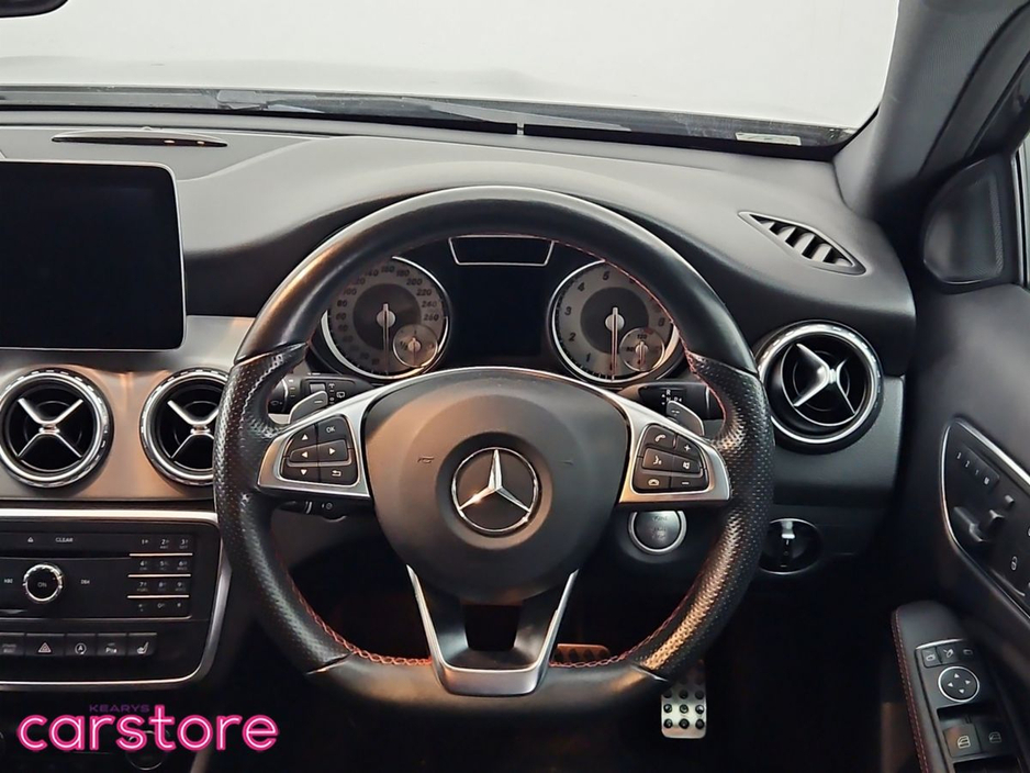 2017 Mercedes-Benz GLA Class - image 18