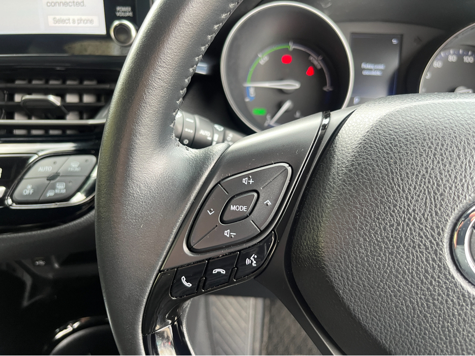 2021 Toyota C-HR - image 19