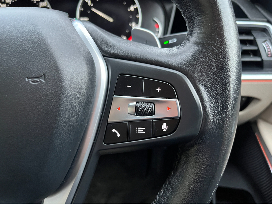 2019 BMW 3 Series 320D SPORT AUTOMATIC 2.0 DIESEL //REVERSE CAMERA//FULL LEATHER HEATED SEATS//CARPLAY// €26,950