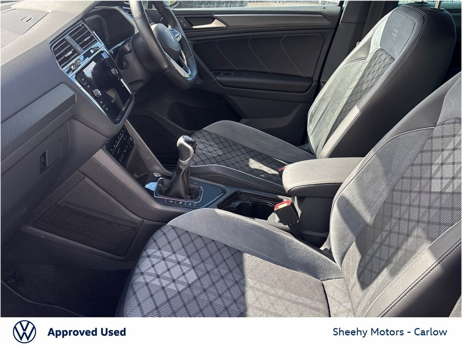 2024 Volkswagen Tiguan - image 4