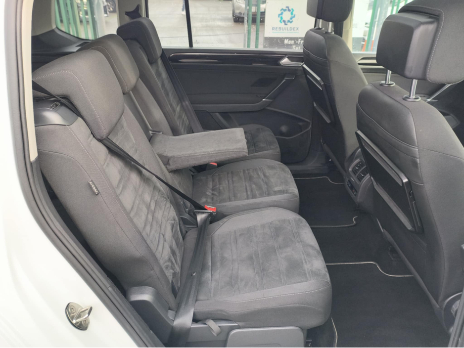 2017 Volkswagen Touran Comfort €16,950