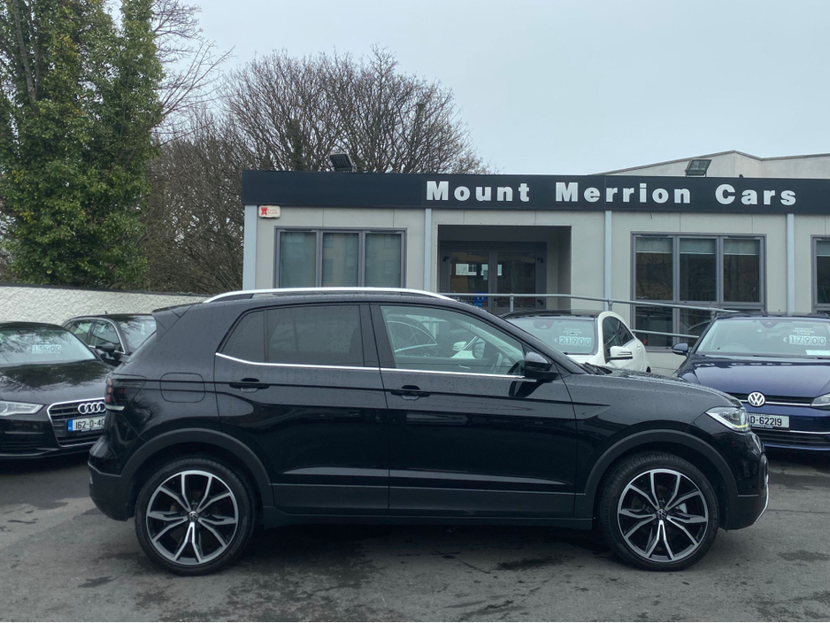 2020 Volkswagen T-Cross - image 4