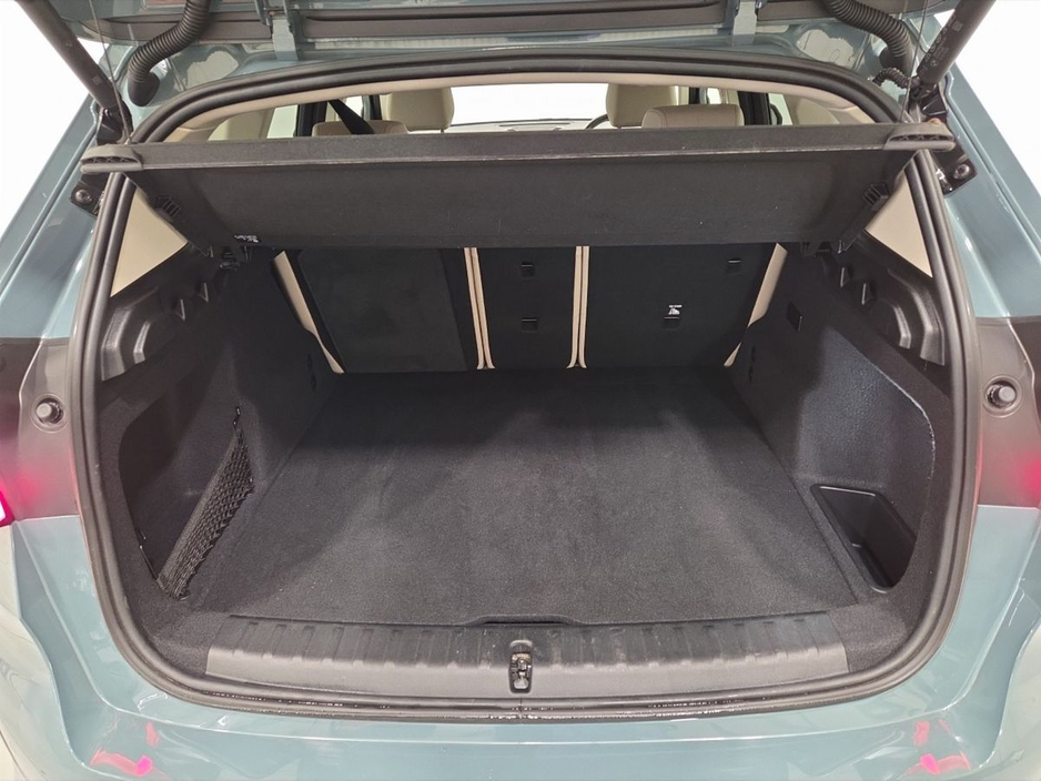 2024 BMW iX1 - image 13