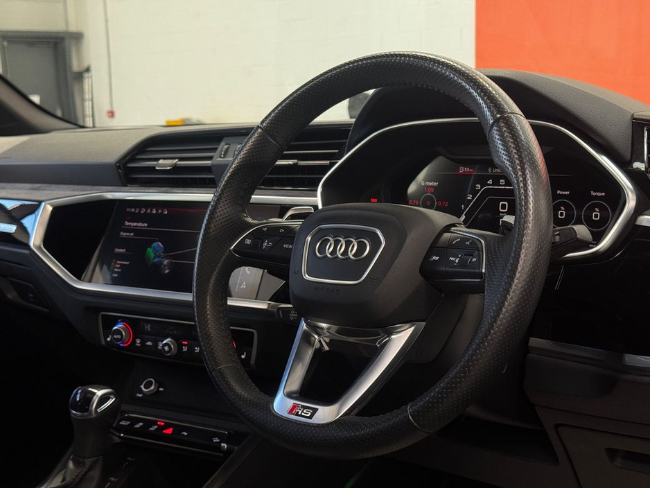 2022 Audi RS Q3 - image 15