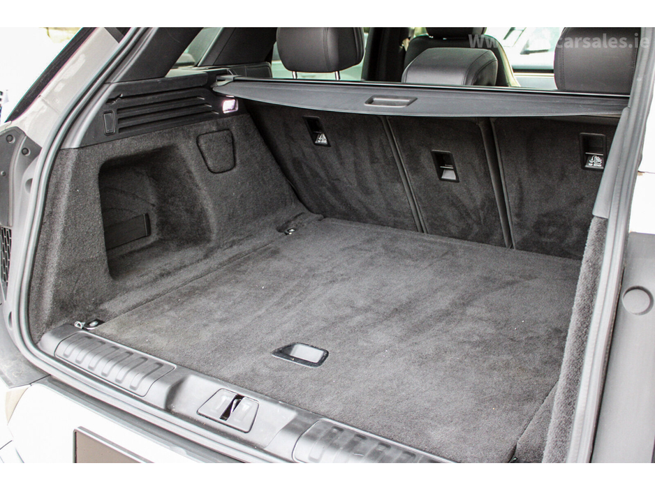 2023 Land Rover Range Rover - image 31