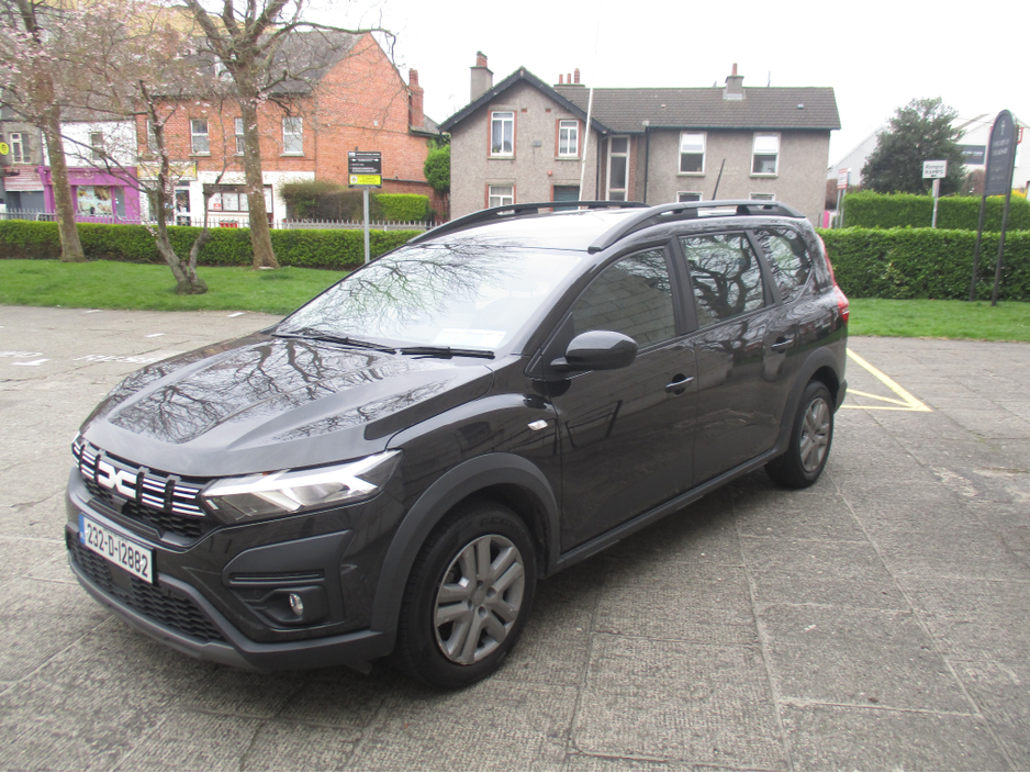 2023 Dacia Jogger - image 9