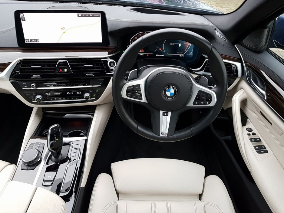 2023 BMW 5 Series 520d M Sport