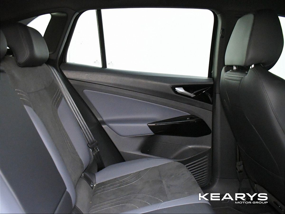 2022 Volkswagen ID.4 LIFE 77kWh 204HP €24,888