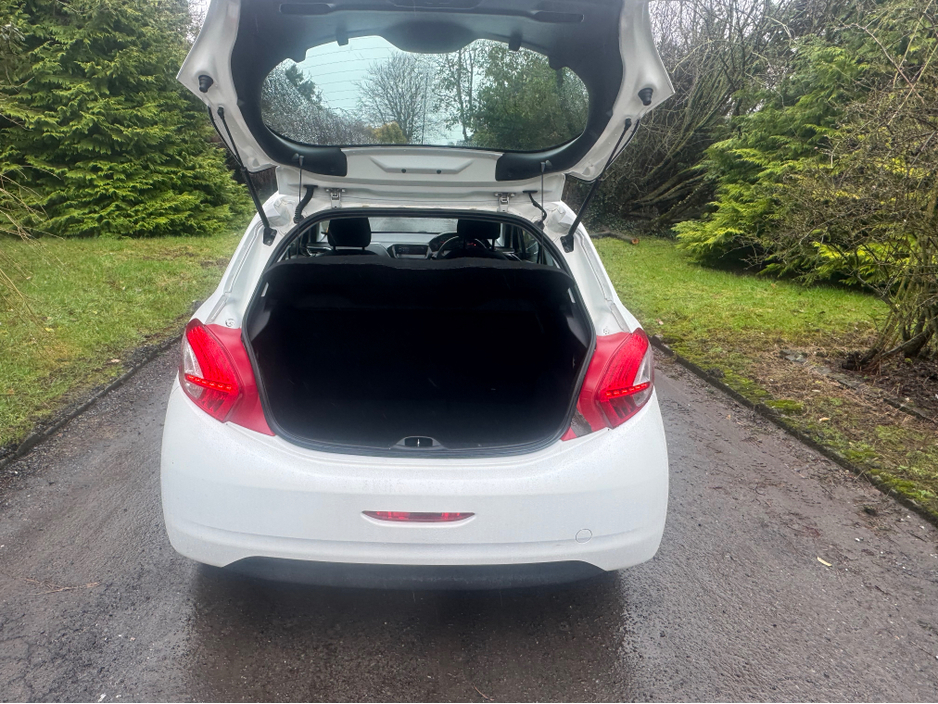 2014 Peugeot 208 1.0 VTI ACCESS 68 3DR 68BHP €4,899