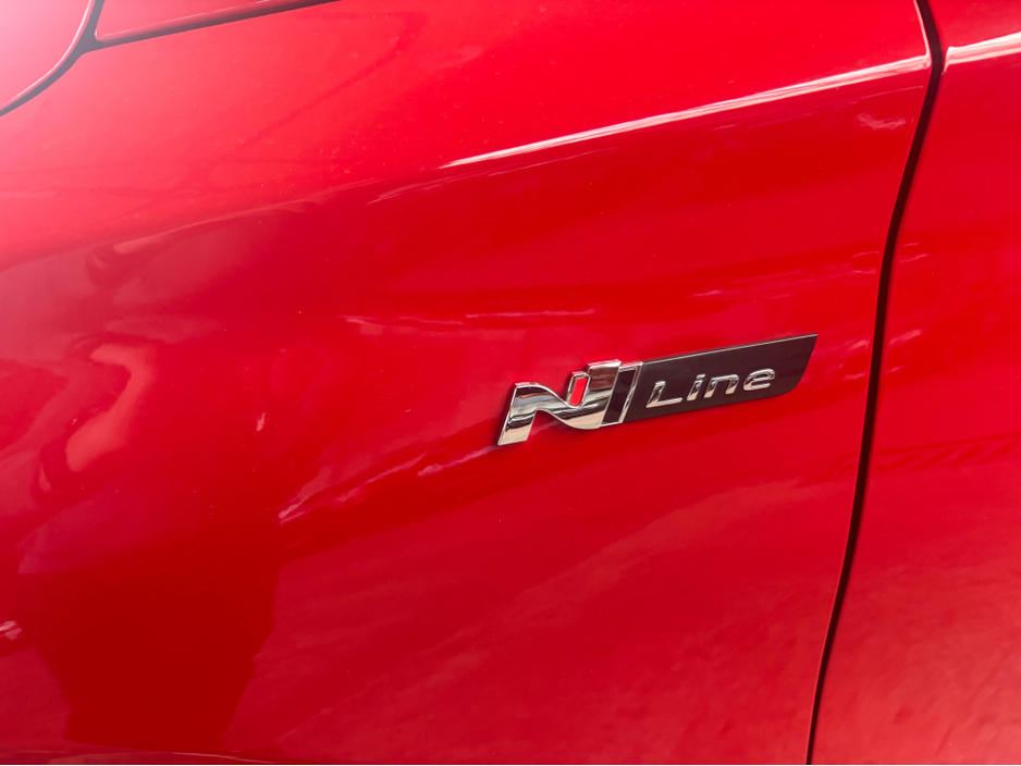 2022 Hyundai i30 - image 23