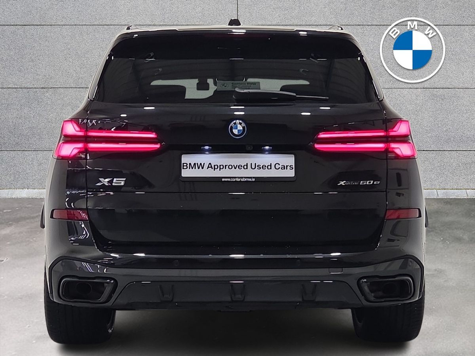 2025 BMW X5 - image 15