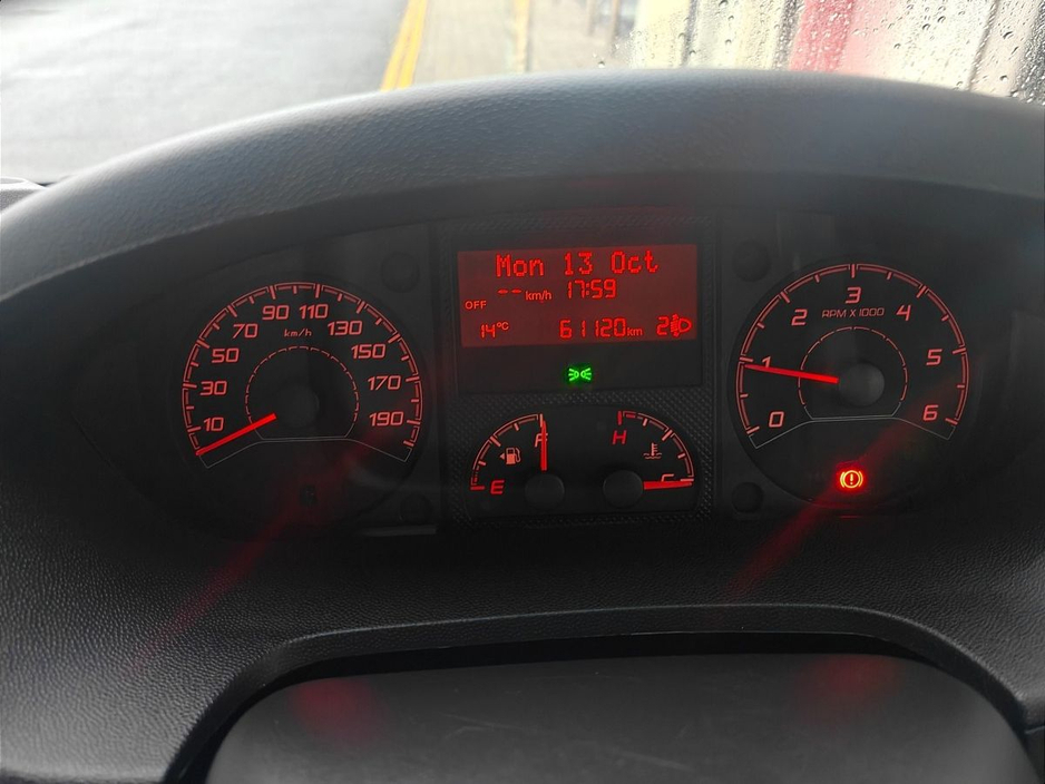 2023 Citroen Relay - image 10