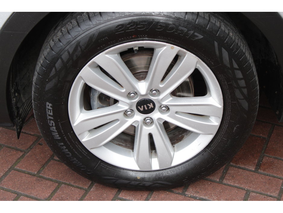 2018 Kia Sportage - image 24