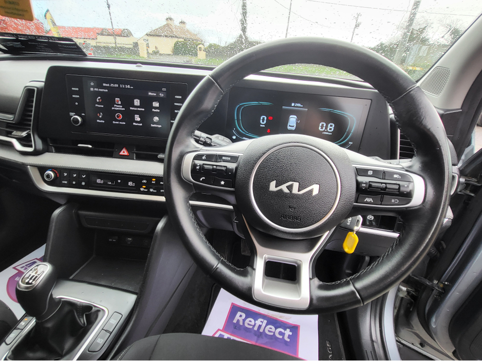 2023 Kia Sportage - image 7