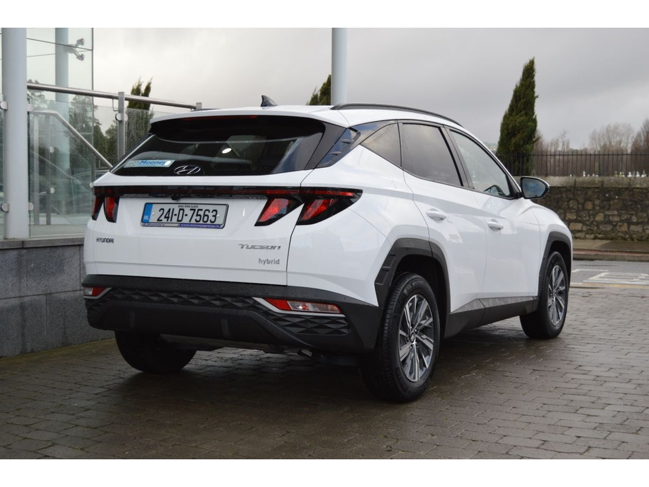 2024 Hyundai Tucson 2WD Executive HEV Auto, Low Mileage €37,995