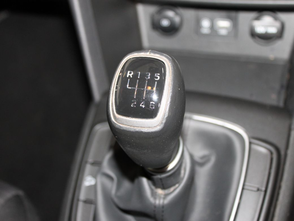 2020 Hyundai Kona - image 19