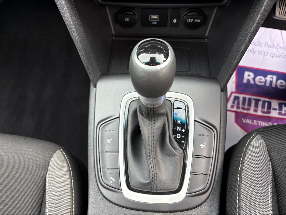 2020 Hyundai Kona - image 14