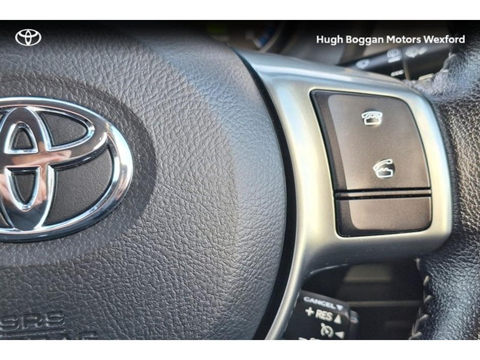 2016 Toyota Yaris HYBRID LUXURY IRISH CAR! €14,995