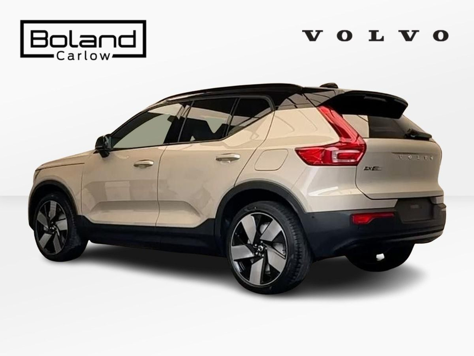 2026 Volvo EX40 - image 3