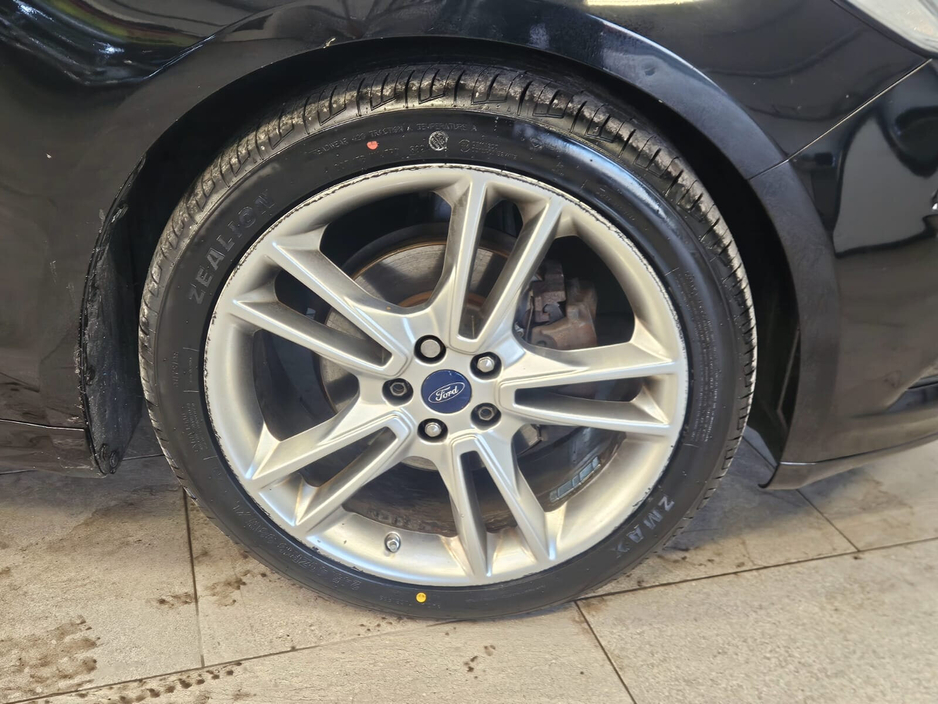 2015 Ford Mondeo 2.0TDCi 150PS Titanium €8,950