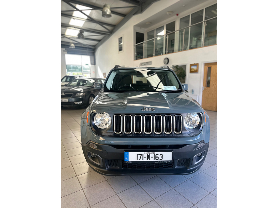 2017 Jeep Renegade - image 10