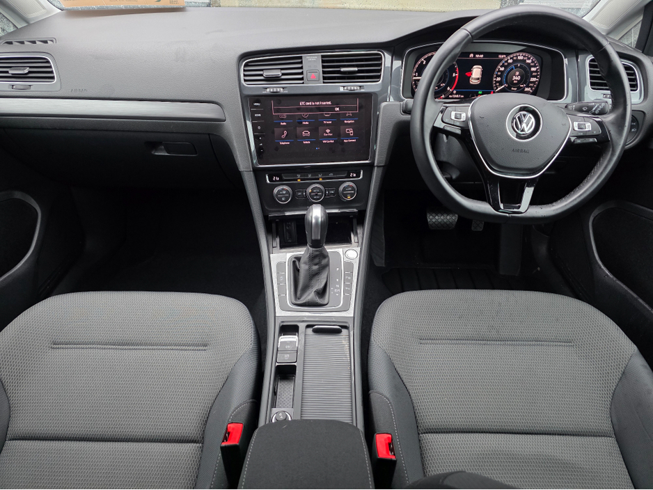 2020 Volkswagen Golf - image 22