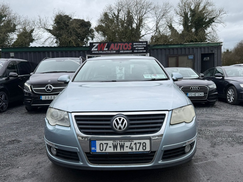 2007 Volkswagen Passat - image 3