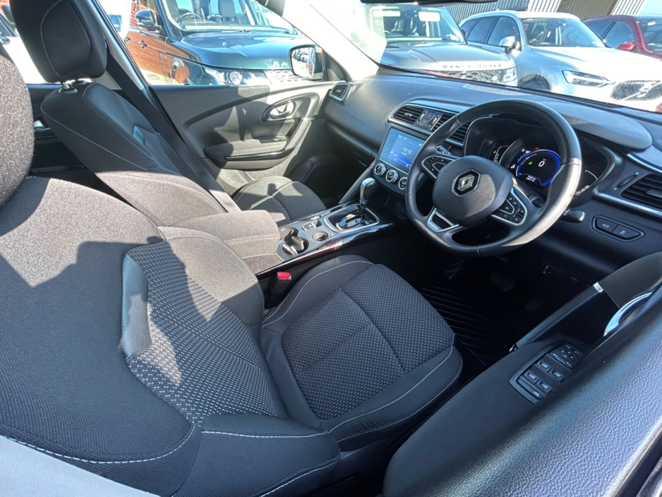 2022 Renault Kadjar - image 7