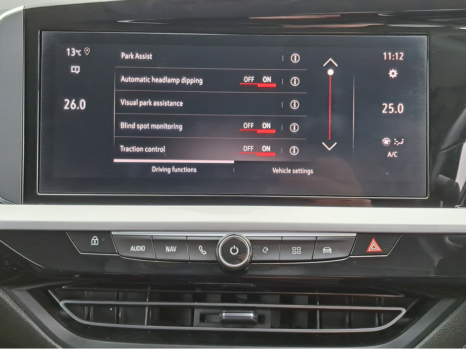 2024 Opel Grandland - image 32