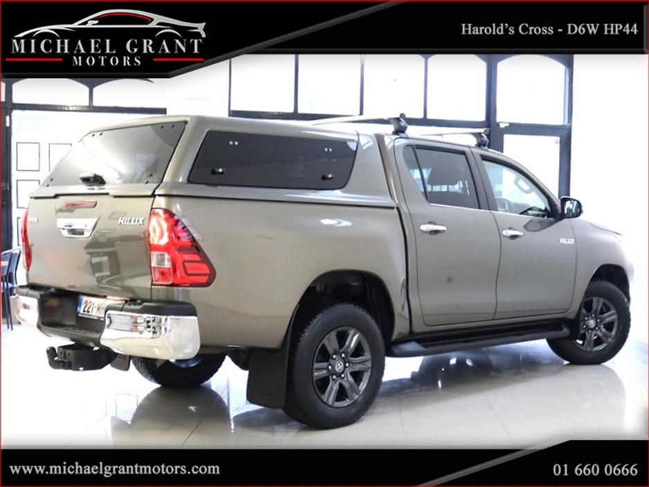 2022 Toyota Hilux AUTOMATIC 2.8D IRISH CAR ONLY 58KM SR5 DOUBLE CAB N1 COMMERCIAL VAT €36,585