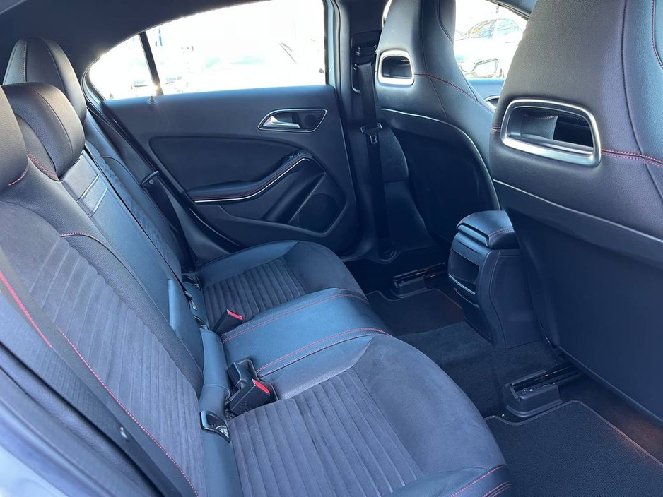 2013 Mercedes-Benz A Class - image 7