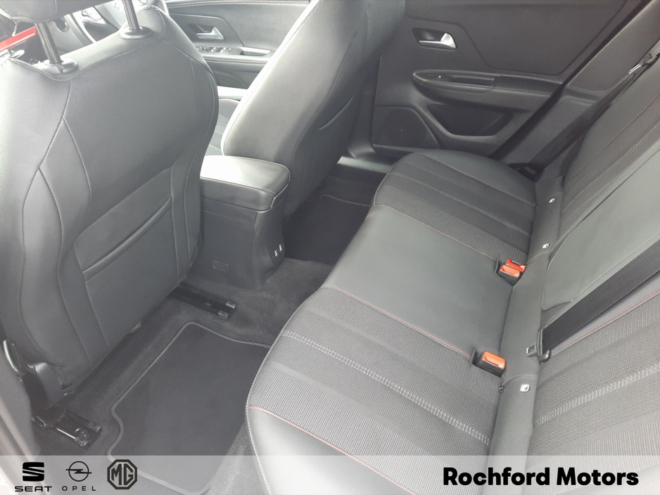 2023 Opel Mokka - image 9