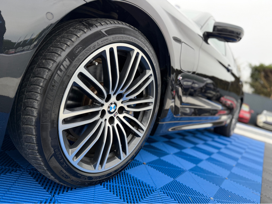 2017 BMW 5 Series 530E M-SPORT - 2.0L PETROL HYBRID - AUTO - 12M WARRANTY - CAR: 1796 €26,950