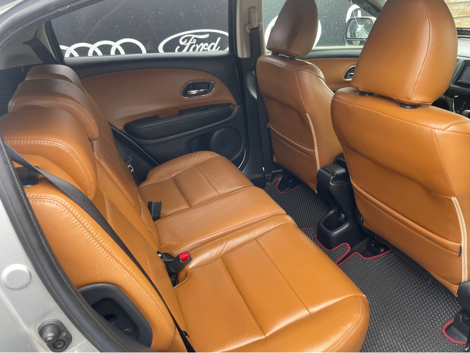 2015 Honda Vezel - image 15