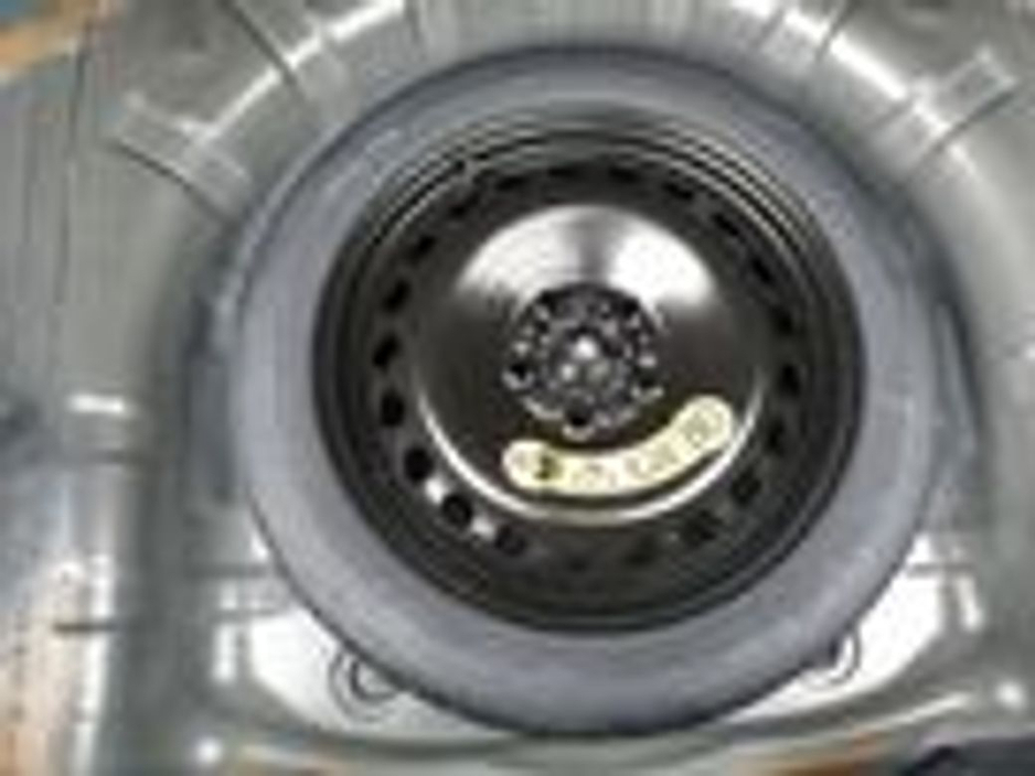 2021 Ford Focus - image 38