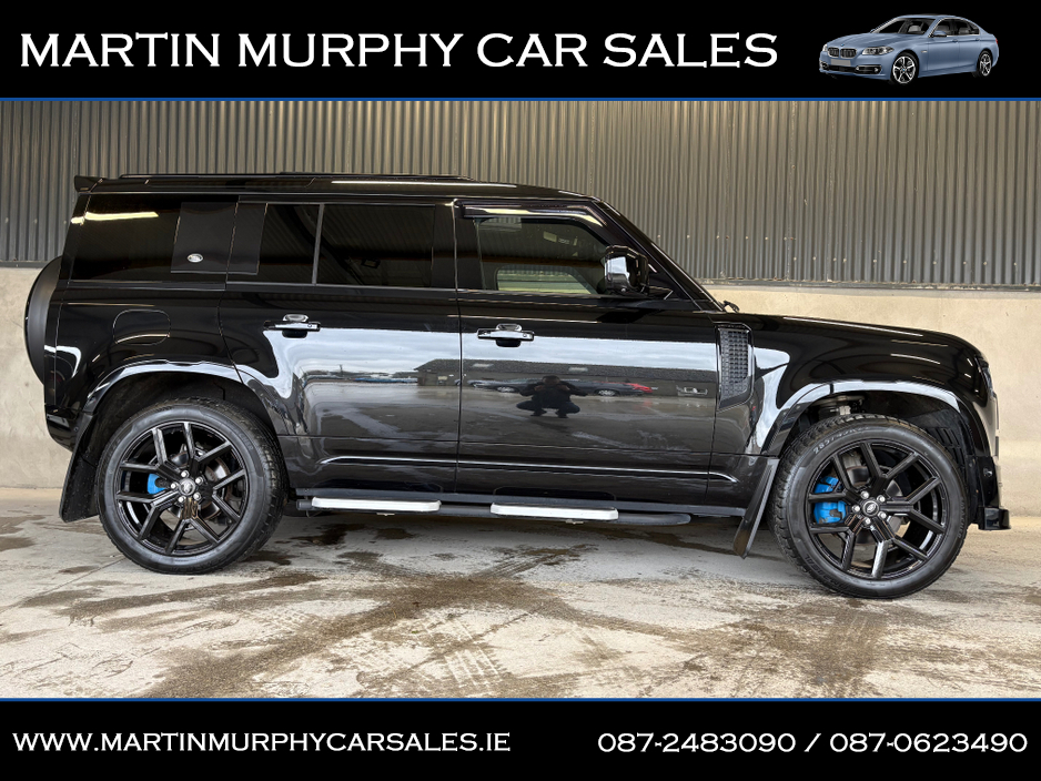 2023 Land Rover Defender 110 3.0 D250 X-DYNAMIC 7 SEATS €89,950