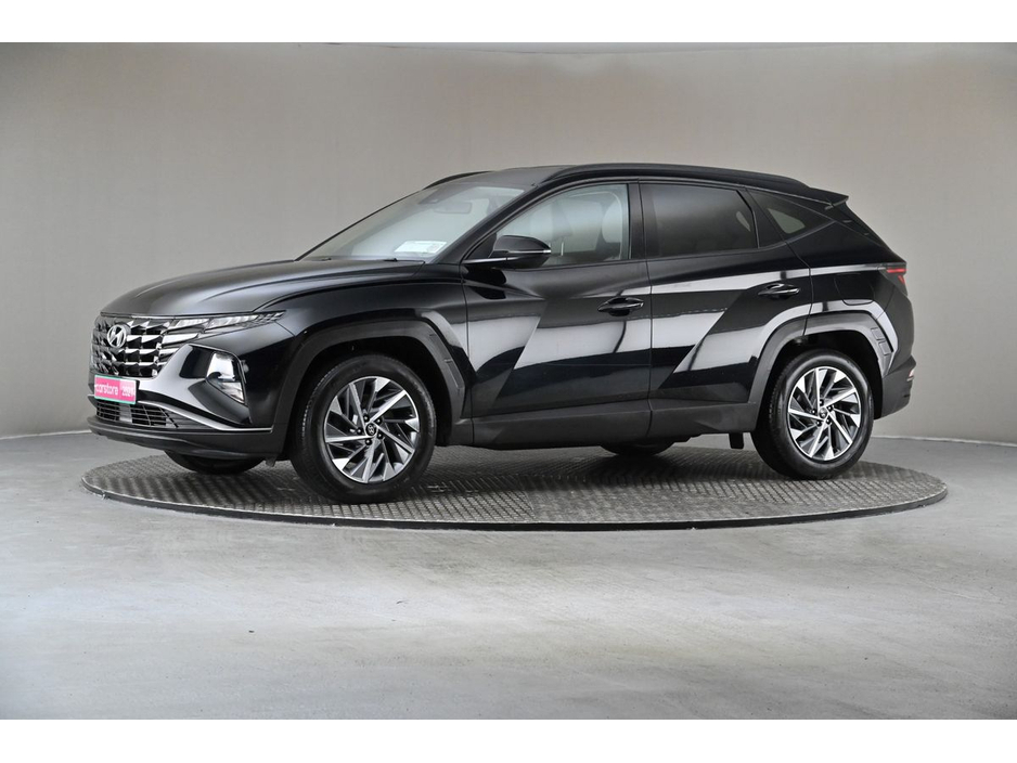 2021 Hyundai Tucson - image 4