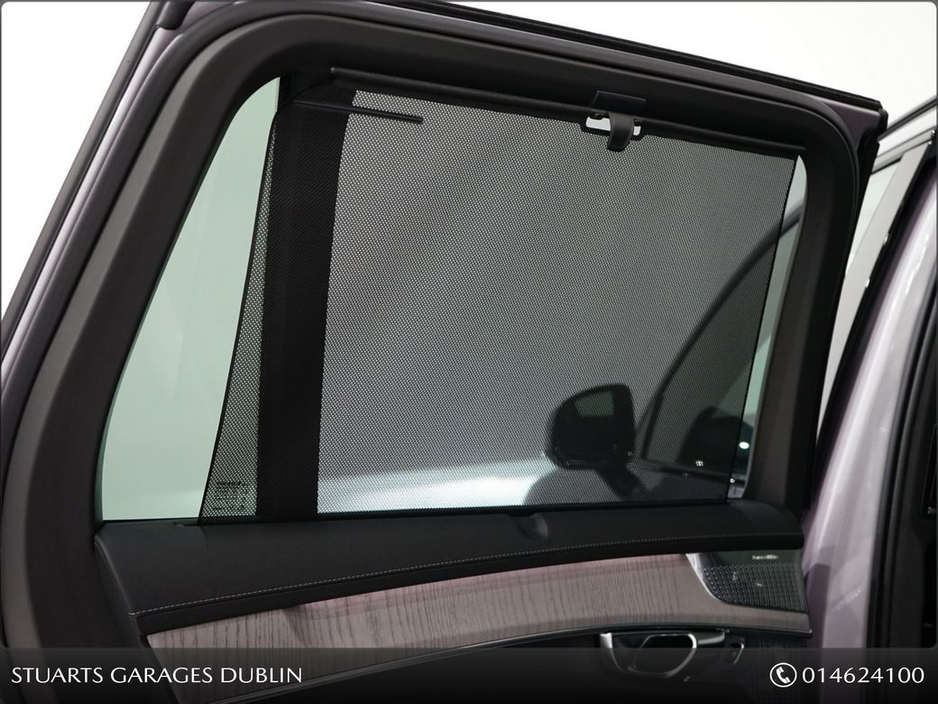 2025 Volvo XC90 - image 22