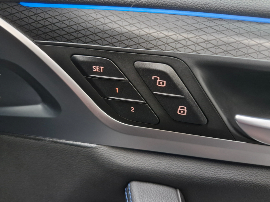 2022 BMW iX3 222 IX3 M SPORT PRO (HIGH SPEC) VIS PACK+LASER-  COMFORT PACK PLUS- DRIVER ASSISTANT PROF- PARKING ASSIST PLUS- TECHNOLOGY PACK PLUS - HARMON KARDON - ACTIVE CRUISE CONTROL -- HARMON KARDON - HEADS UP €36,995