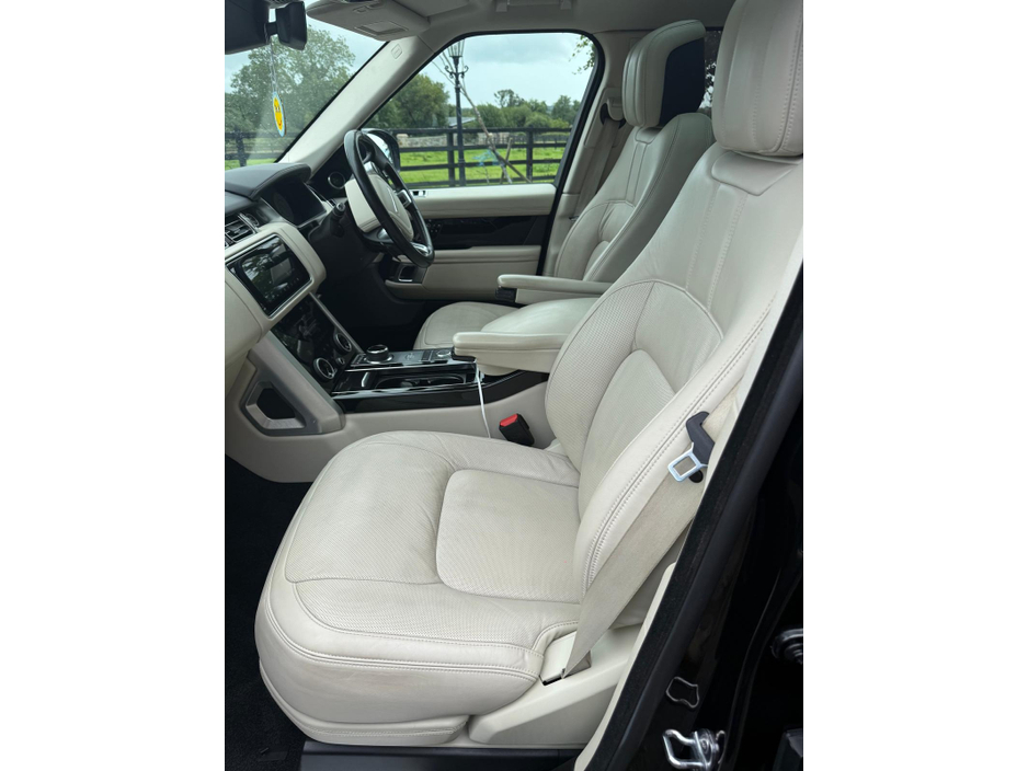 2020 Land Rover Range Rover Evoque - image 3