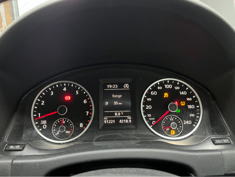 2016 Volkswagen Tiguan €16950 2016 VOLKSWAGEN TIGUAN LOUNGE EDITION 1.4 AUTOMATIC / REVERSE CAMERA / CRUISE CONTROL AND MORE €16,950