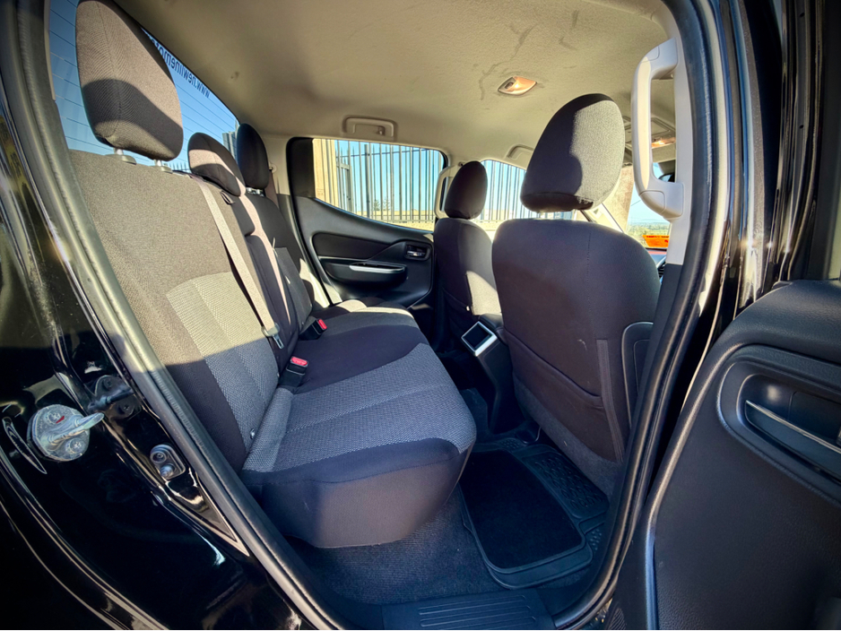 2020 Mitsubishi L200 - image 11