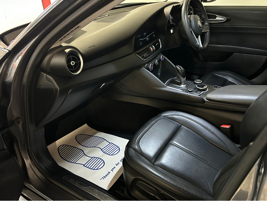 2017 Alfa Romeo Giulia 2.2JTD 180HP SUPER LUXURY 4DR AUTO €16,900