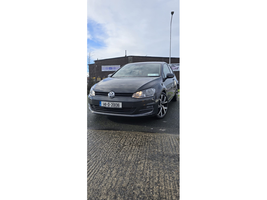 2014 Volkswagen Golf  €9,950