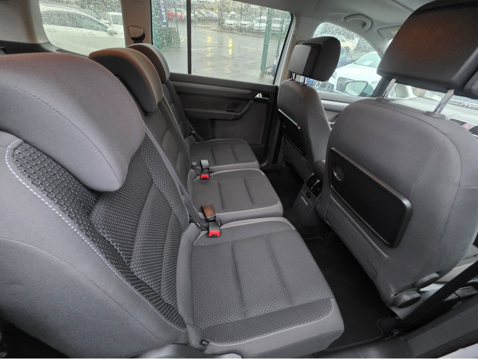 2013 Volkswagen Touran 7 SEATER FAMLY MPV 1.4 TSI AUTOMATIC - PRIVACY GLASS  - REV CAMERA - SIMI DEALER - SPECIALISING IN IMPORTS OF GERMAN AUTOMATIC HI SPEC CARS €9,950