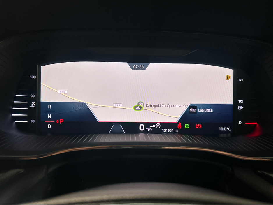 2023 Skoda Octavia - image 16