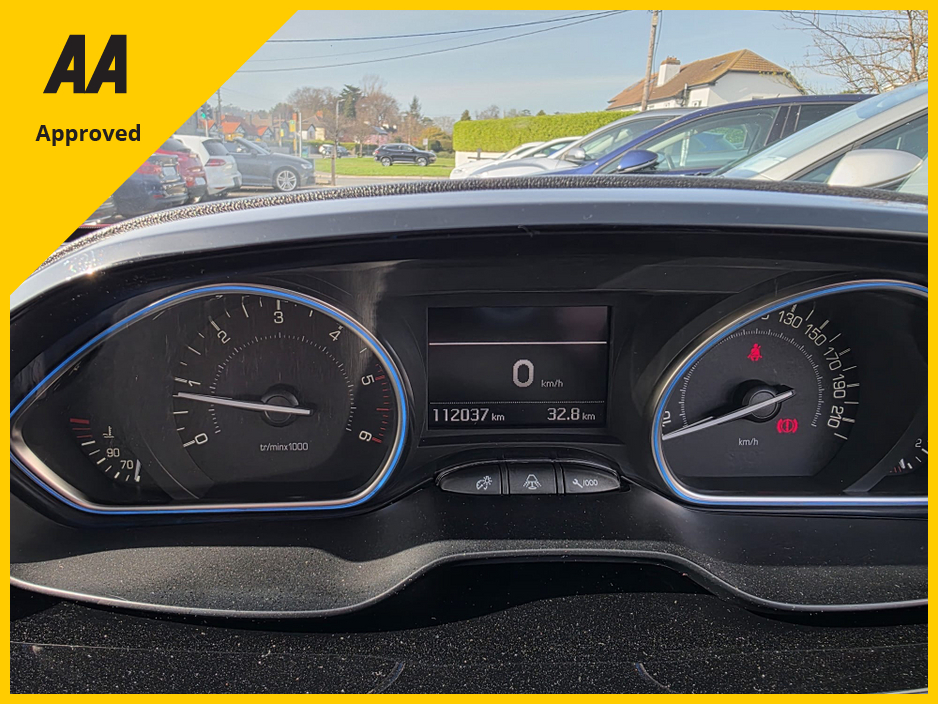 2017 Peugeot 2008 - image 5