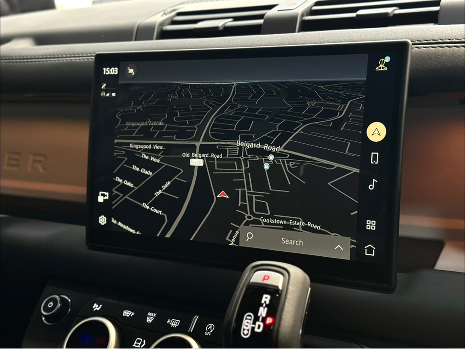 2025 Land Rover Defender - image 22