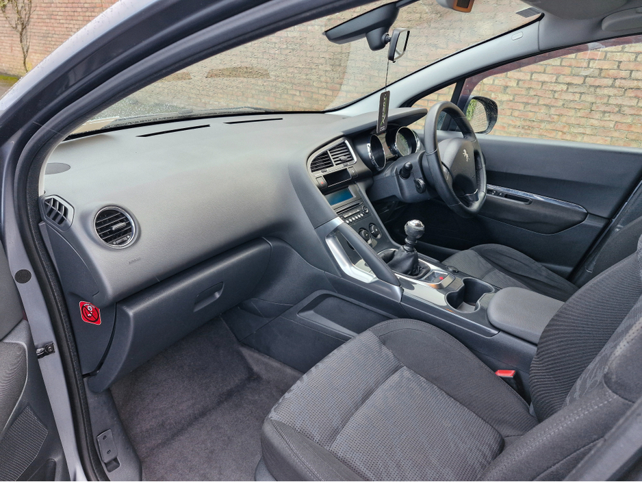 2012 Peugeot 3008 1.6 HDI SPORT €3,750