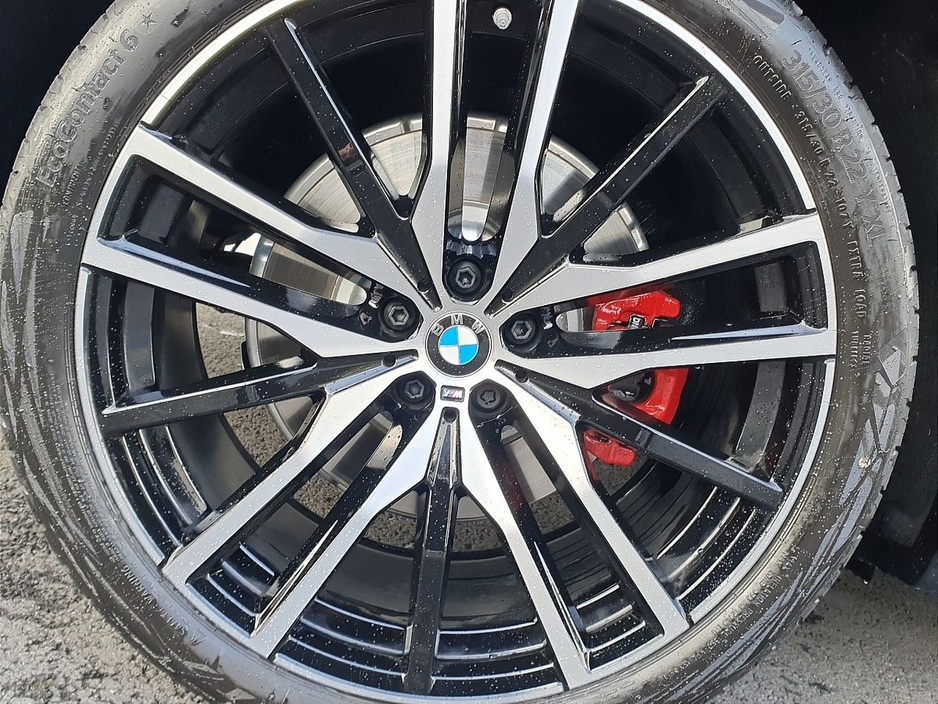 2026 BMW X5 - image 14